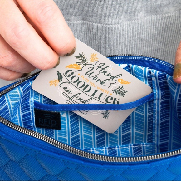 LUG 💗 Peekaboo 2 Matte Luxe VL Convertible Crossbody Bag NWT - Picture 3 of 9